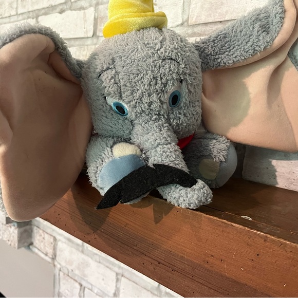 Disney Parks Dumbo Elephant‎ Plush Stuffed Animal 16” With Feather - Picture 5 of 7